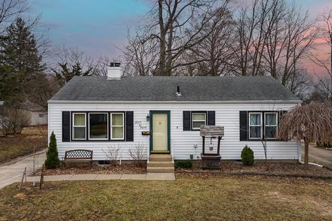 509 Manchester Rd, Normal, IL 61761 photo 2
