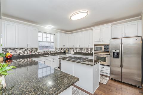 173 Regency Dr, Bartlett, IL 60103 photo 9