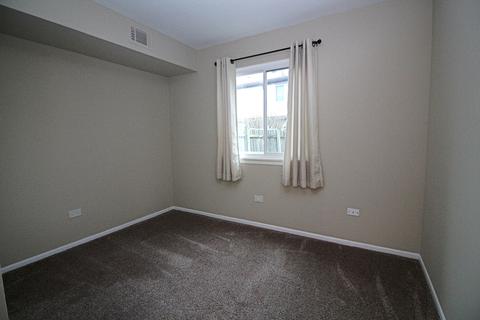 77 Willow Cir, Cary, IL 60013 photo 13