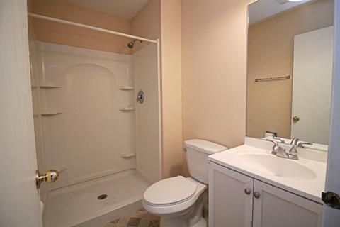 77 Willow Cir, Cary, IL 60013 photo 15