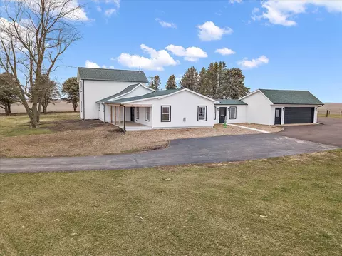 20710 E 200 North Rd, Le Roy, IL 61752 photo 2