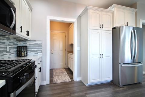 711 Edgewater Dr, Minooka, IL 60447 photo 9