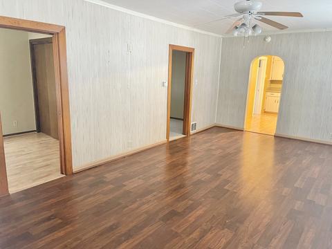 109 S Taylor St, Cherry, IL 61317 photo 7