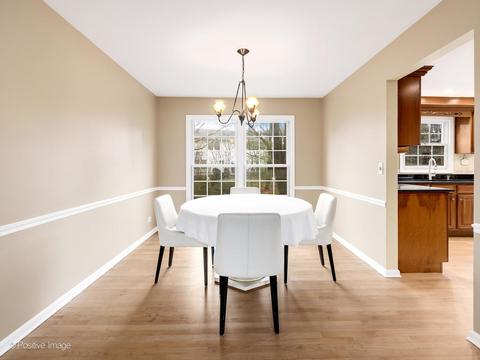 2017 Canterbury Pl, Wheaton, IL 60189 photo 6