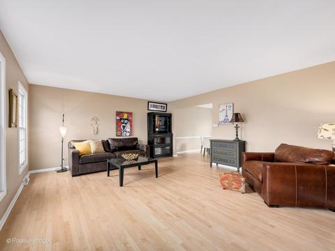 2017 Canterbury Pl, Wheaton, IL 60189 photo 5