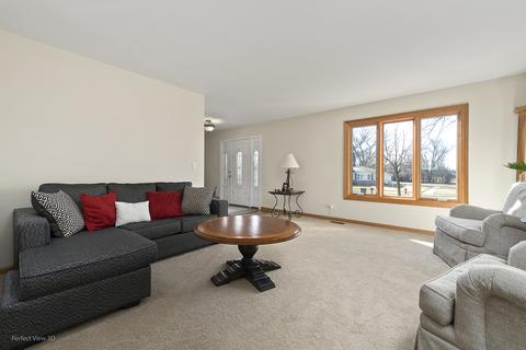 330 W Devon Ave, Roselle, IL 60172 photo 10