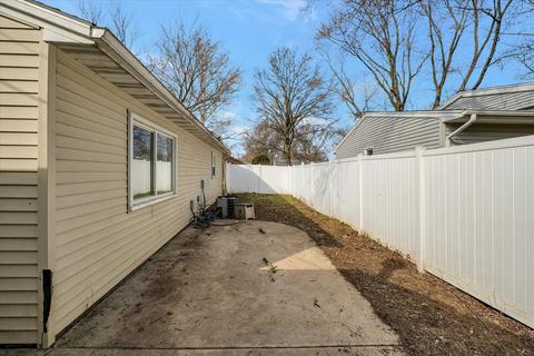 1302 S Duncan Rd, Champaign, IL 61821 photo 19