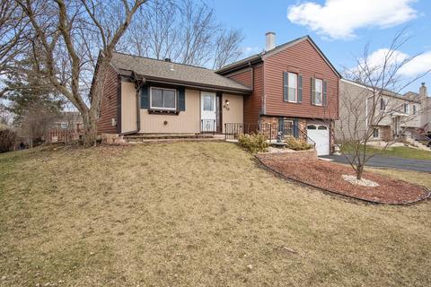 970 Stuart Dr, Bartlett, IL 60103 photo 1