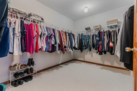 2201 Yale Cir, Hoffman Estates, IL 60192 photo 12