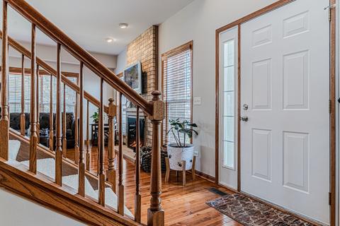 2201 Yale Cir, Hoffman Estates, IL 60192 photo 24