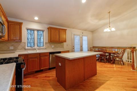 10214 Lund Ave, Algonquin, IL 60102 photo 7