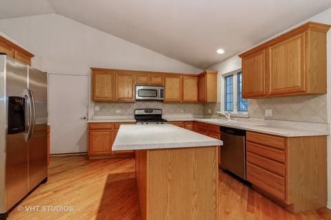 10214 Lund Ave, Algonquin, IL 60102 photo 6