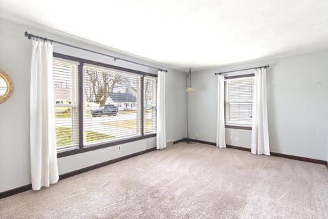 1383 NW Circle Dr, Kankakee, IL 60901 photo 6