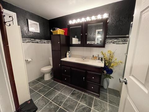 105 E 6th St, Spring Valley, IL 61362 photo 9