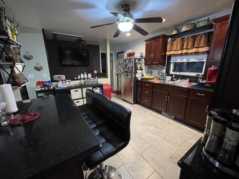 105 E 6th St, Spring Valley, IL 61362 photo 3