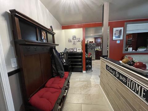 105 E 6th St, Spring Valley, IL 61362 photo 6
