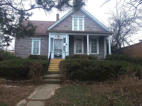 6019 W Addison St, Chicago, IL 60634