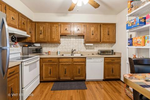 7347 W 79th Pl #3A, Bridgeview, IL 60455 photo 4