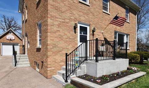 330 E Pierce St, Elburn, IL 60119 photo 1