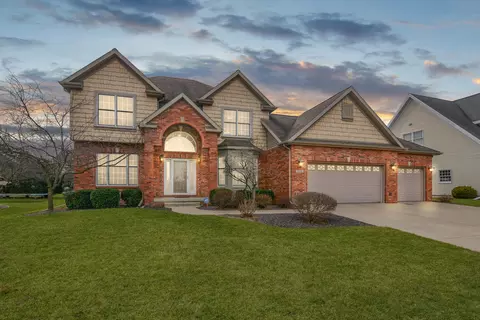 3609 Armstrong Dr, Bloomington, IL 61704 photo 1