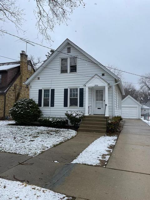 331 Orchard St, Elgin, IL 60123 photo 1