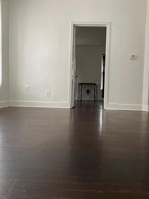 331 Orchard St, Elgin, IL 60123 photo 2