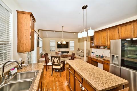 2069 Cabrillo Ln, Hoffman Estates, IL 60192 photo 11