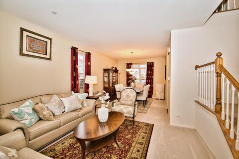 2069 Cabrillo Ln, Hoffman Estates, IL 60192 photo 5