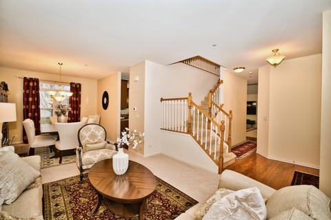 2069 Cabrillo Ln, Hoffman Estates, IL 60192 photo 6