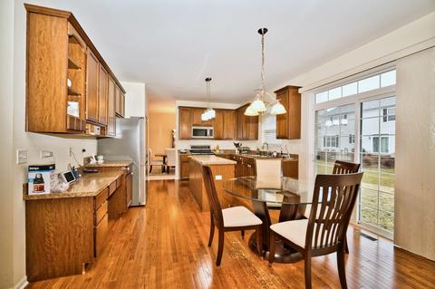2069 Cabrillo Ln, Hoffman Estates, IL 60192 photo 17