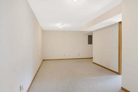 34 Reading Rd, Bloomington, IL 61701 photo 23