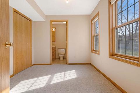 34 Reading Rd, Bloomington, IL 61701 photo 24