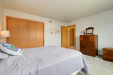 1226 Hackberry Ct, Elgin, IL 60120 photo 21
