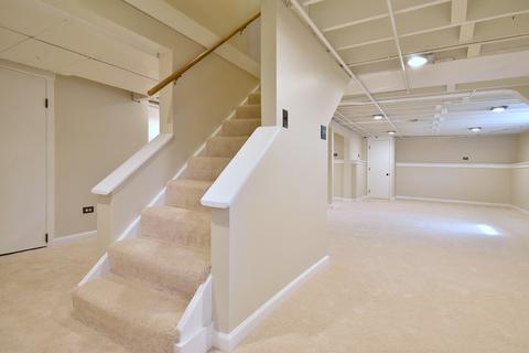 650 S Spring Rd, Elmhurst, IL 60126 photo 35