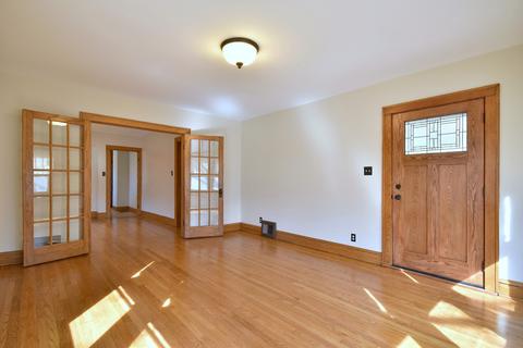 650 S Spring Rd, Elmhurst, IL 60126 photo 4
