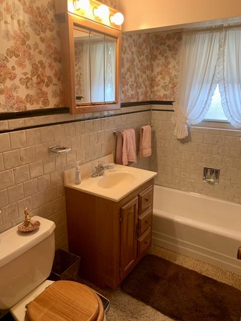 1809 Clement St, Crest Hill, IL 60403 photo 11