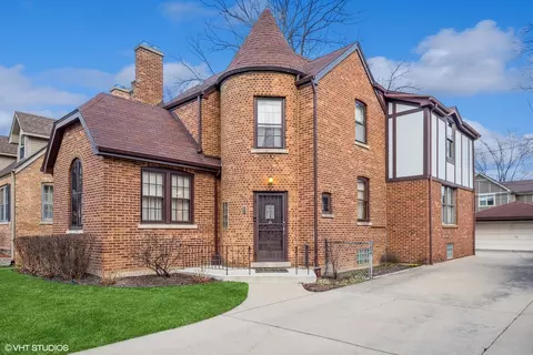 6625 N Loleta Ave, Chicago, IL 60646