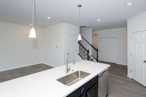 12625 S Potomac Dr, Plainfield, IL 60585 photo 8