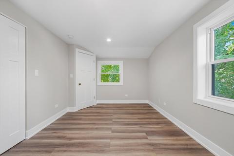 329 E Quincy St, Riverside, IL 60546 photo 24