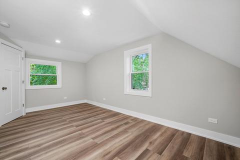 329 E Quincy St, Riverside, IL 60546 photo 26