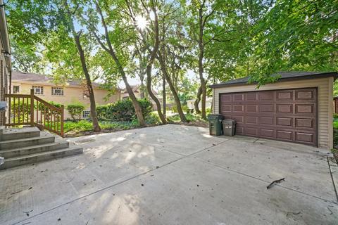 329 E Quincy St, Riverside, IL 60546 photo 34