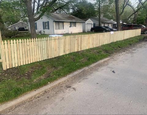 1408 Hedge Rd, Champaign, IL 61821