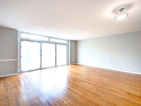 1422 E 55th St, Chicago, IL 60615 photo 4