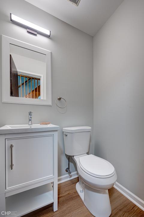 1422 E 55th St, Chicago, IL 60615 photo 8