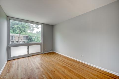 1422 E 55th St, Chicago, IL 60615 photo 11