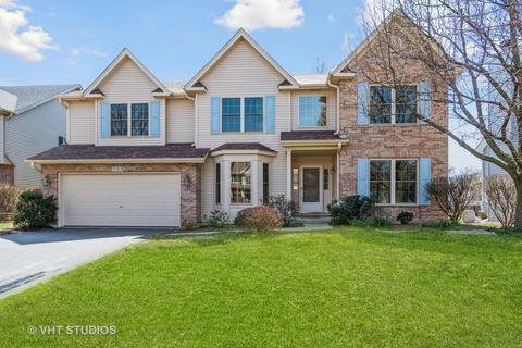 733 Doral Ln, North Aurora, IL 60542