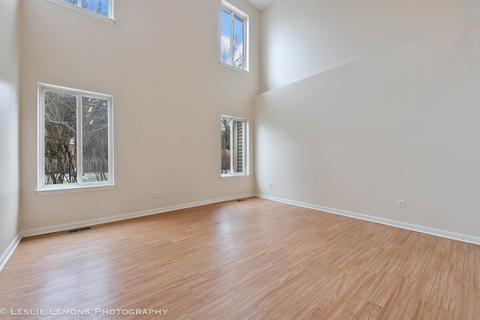 13659 S Kendall Dr, Plainfield, IL 60544 photo 2