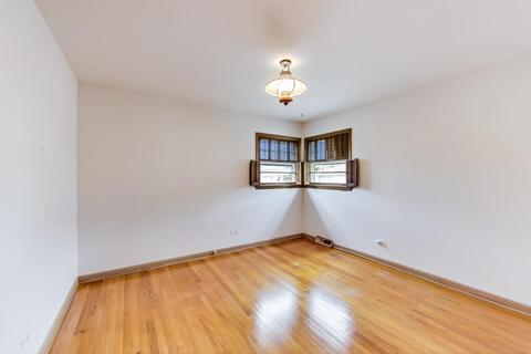 7650 Suffield St, Morton Grove, IL 60053 photo 14