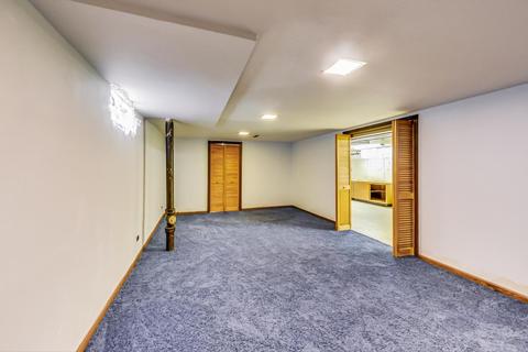 7650 Suffield St, Morton Grove, IL 60053 photo 19