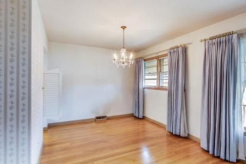 7650 Suffield St, Morton Grove, IL 60053 photo 6